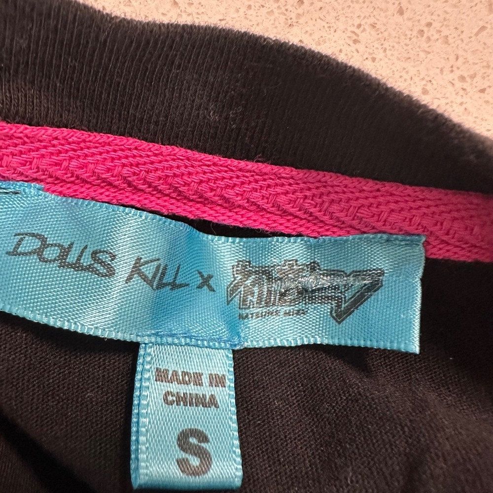 Dolls Kill x Hatsune Miku Collab Tshirt‎ Tee Graphic Size Small Asian - Picture 3 of 5